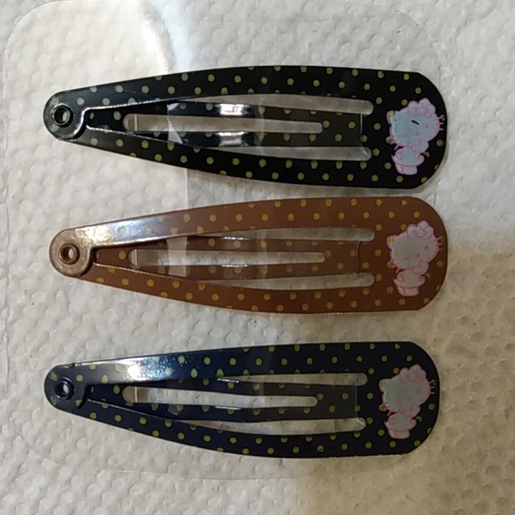 Sanrio Hello Kitty Hair Barrettes Clips Accessories 2 pack - 3 pairs - Picture 5 of 9